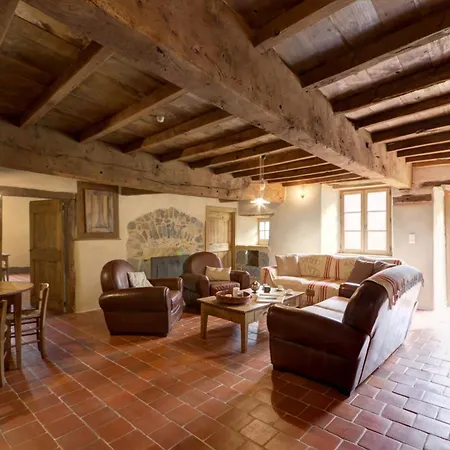 De Charme Avec Spa, Sauna Et Jardin Pour 12 Personnes - Fr-1-496-54 Saint-Just-la-Pendue